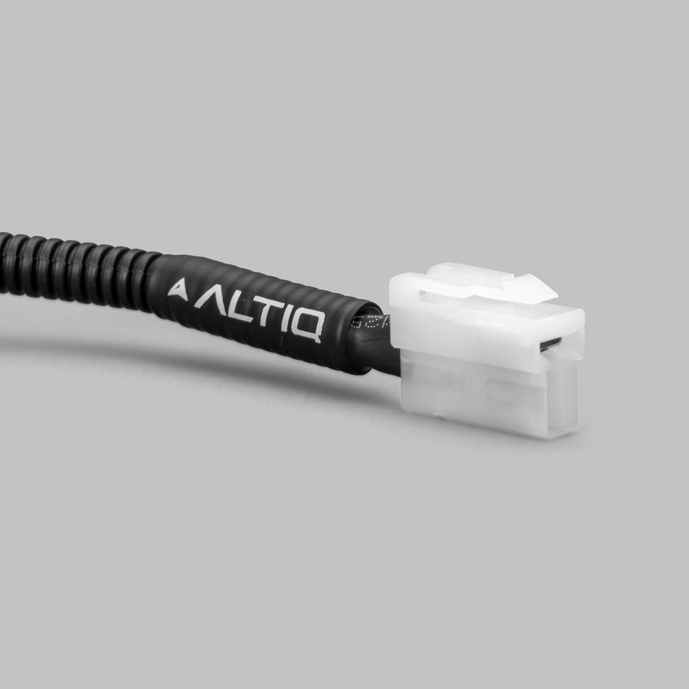 Mitsubishi MR Triton - High Beam Piggy Back Adaptor