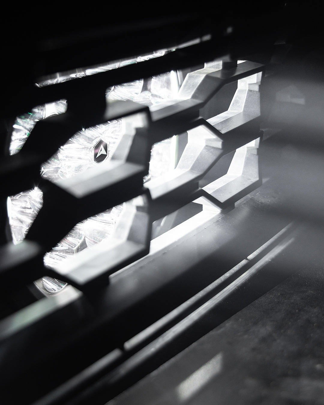 ALTIQ™ Next-Gen Raptor / Ranger / Everest Spot Light Stealth Kit